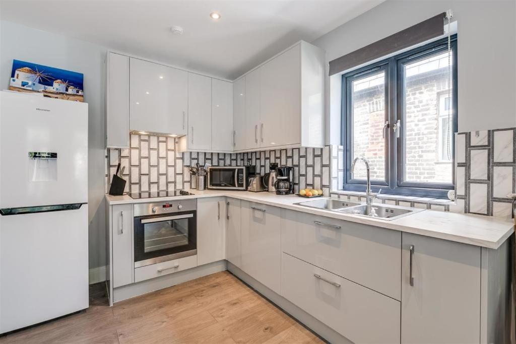 Luxurious Spacious 2br 2ba Appartement Londres